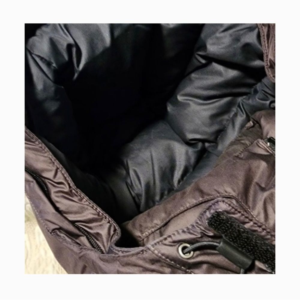 Marmot Women’s Puffer Coat Size Medium Duck Down Coat- Read description. - Picture 6 of 7